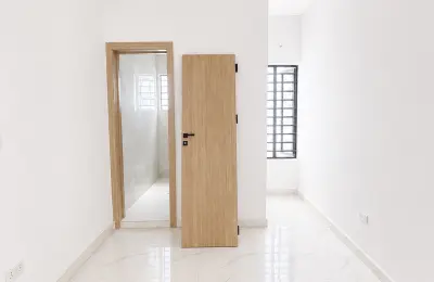 4 Bedroom Terrace