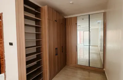 5 Bedroom Fully Detached Duplex