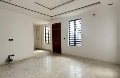 4 bedroom fully detached duplex