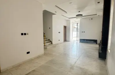 4 bedroom fully detached duplex