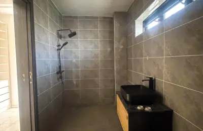 2 Bedroom Maisonette