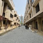 4-bedroom townhouse with swimming pool