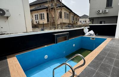 5 bedroom fully detached duplex with a swimming pool