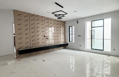 2  bedroom apartment suitable