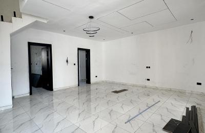 4 bedroom semi detached duplex