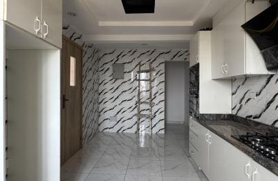 3 bedroom apartment (suitable for Airbnb)