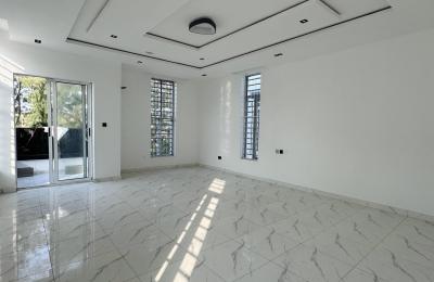 5 bedroom fully detached duplex with swimming pool