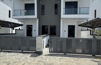 4 bedroom semidetached duplex