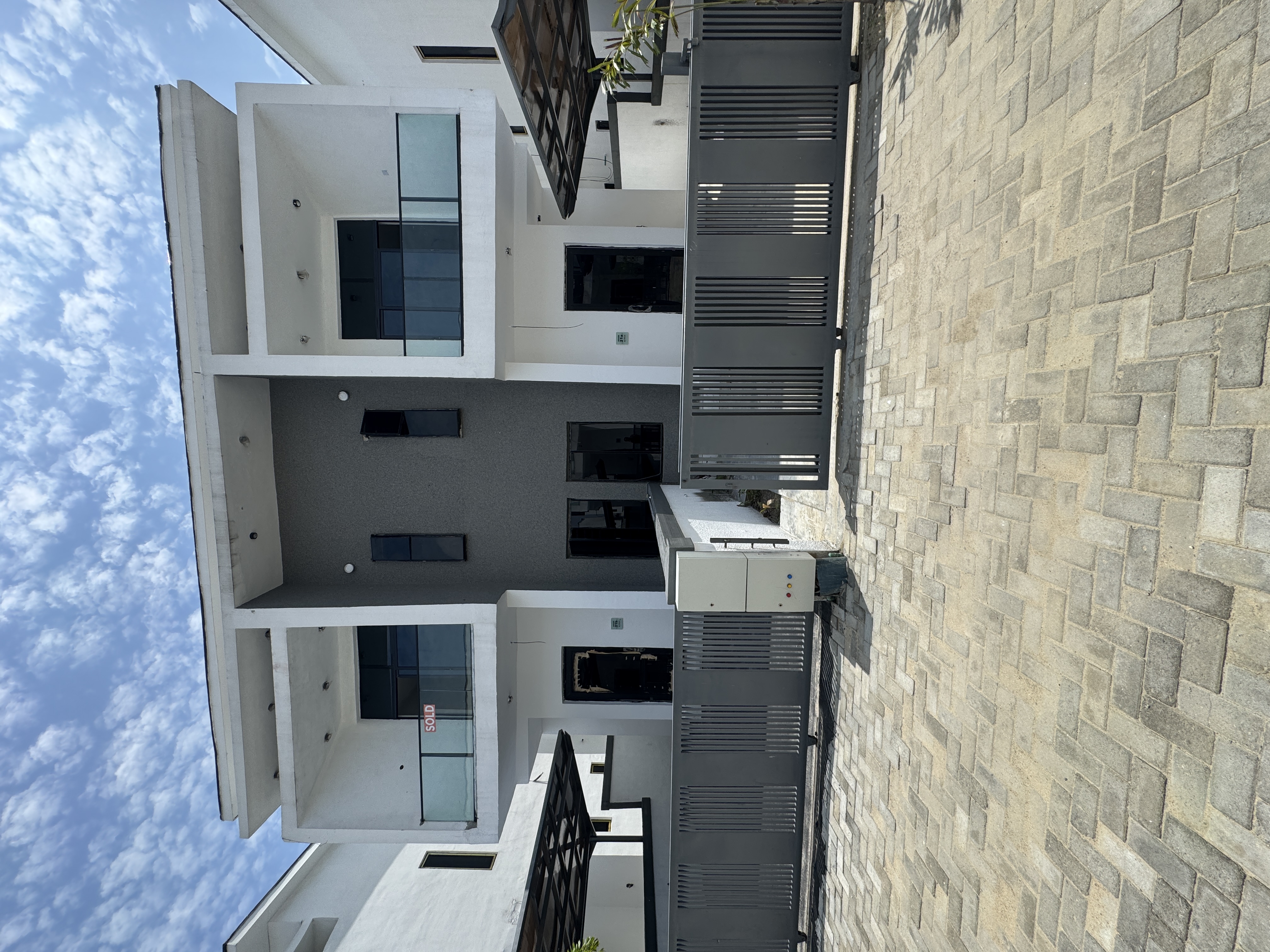 4 bedroom semidetached duplex