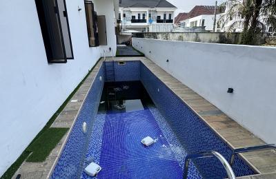 4-bedroom fully detached duplex with swimming pool