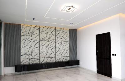 5 bedroom luxury duplex with swimming pool