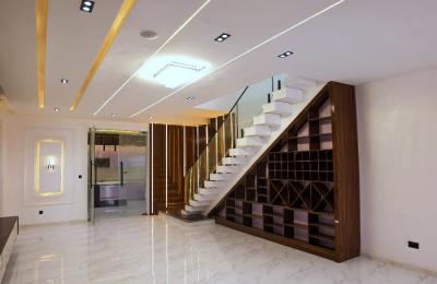 5 bedroom luxury duplex with swimming pool