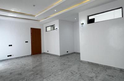4-bedroom fully detached duplex with swimming pool