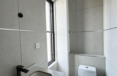 2 bedroom apartment with swimming pool