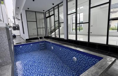 Luxury 5 Bedroom Fully Detached Duplex with Swimming pool