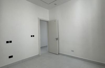 5 bedroom fully detached duplex with swimming pool