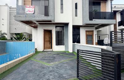 4 bedroom semidetached duplex with swimming pool