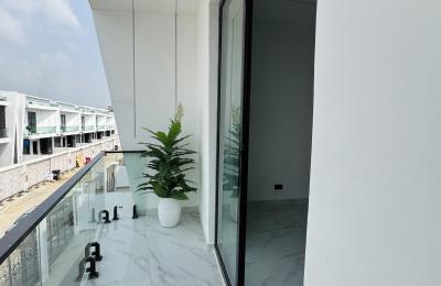 4 bedroom fully detached duplex with BQ