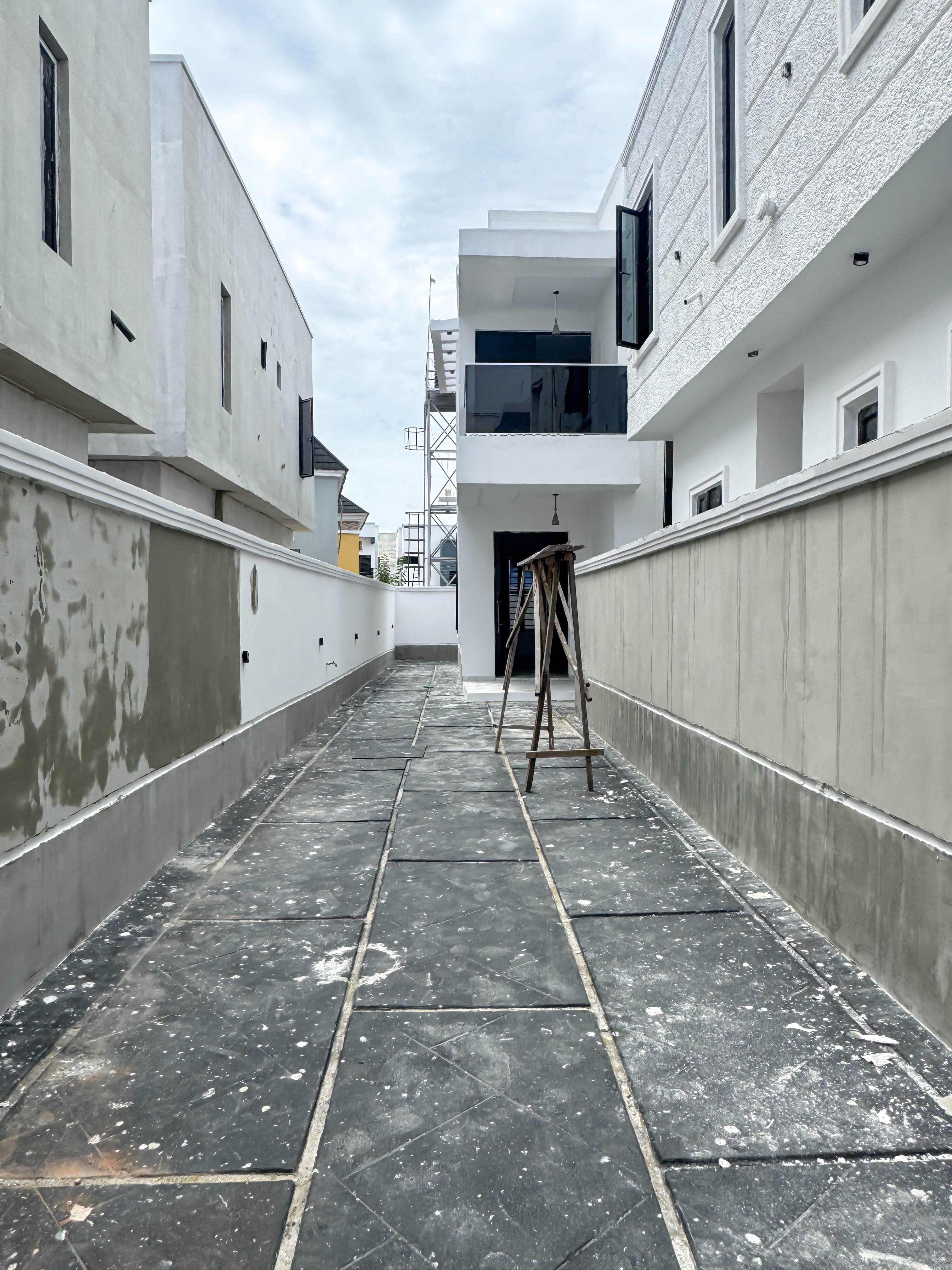 4 Bedroom Semi-Detached Duplex