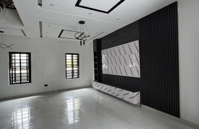 5 bedroom fully detached duplex with a swimming pool