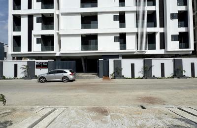 2 bedroom apartment with swimming pool