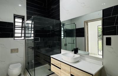 4-bedroom semidetached duplex