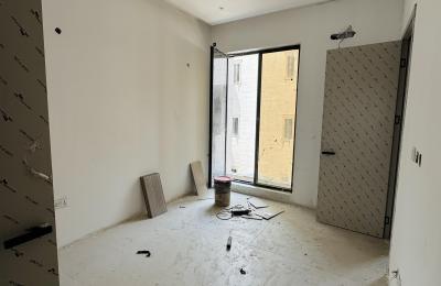 4-bedroom townhouse with swimming pool