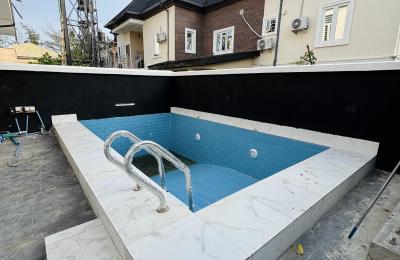 5 bedroom fully detached duplex with swimming pool