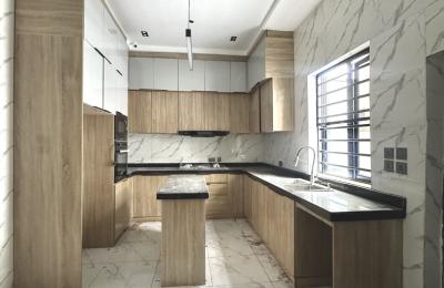 4 bedroom semidetached duplex