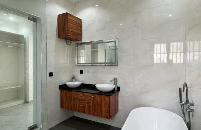 4-bedroom fully detached duplex with swimming pool