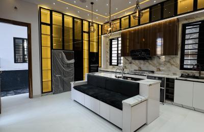 5 bedroom fully detached duplex with swimming pool