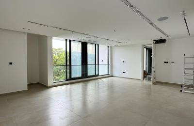 6-bedroom fully detached duplex with swimming pool