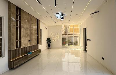 5 bedroom fully detached duplex with swimming pool