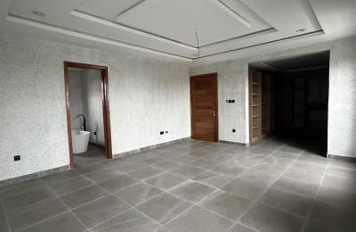 5 bedroom fully detached duplex