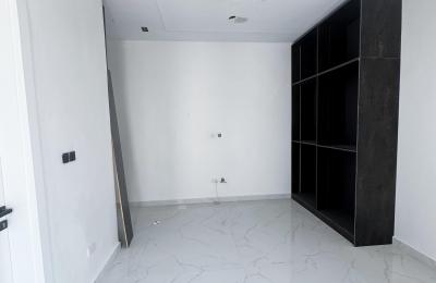 5 bedroom fully detached duplex
