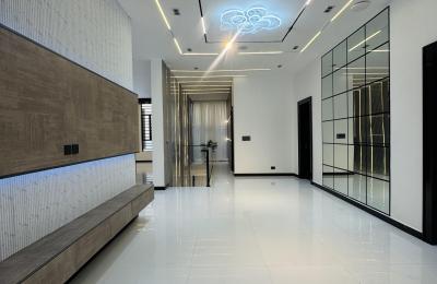 5 bedroom fully detached duplex with swimming pool