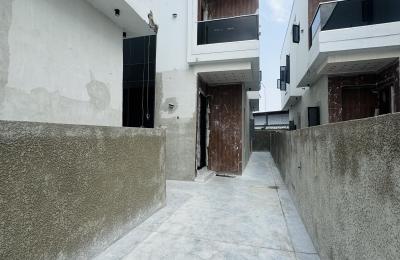 4 bedroom fully detached with BQ