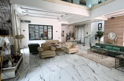 Fully furnished 5-bedroom fully detached duplex