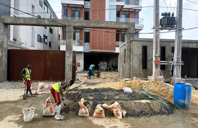 2  bedroom apartment suitable