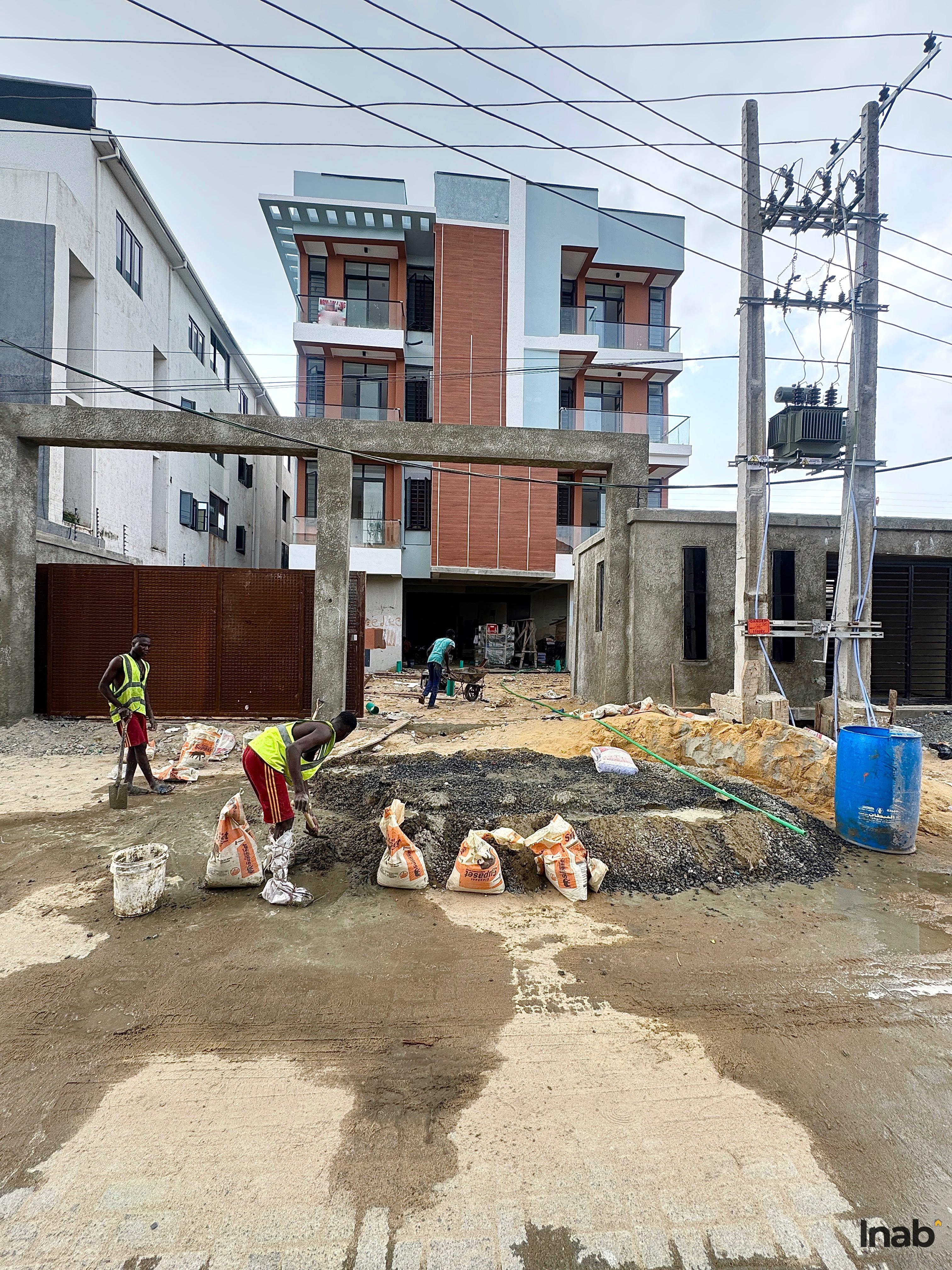 2  bedroom apartment suitable