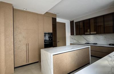 5 bedroom fully detached duplex with swimming pool