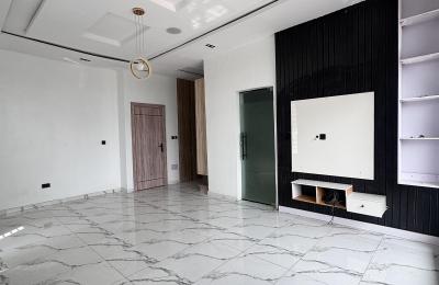 4 bedroom semidetached duplex with swimming pool