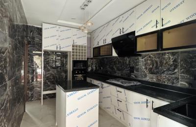 4 bedroom fully detached duplex