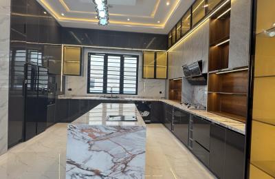 5 bedroom fully detached duplex