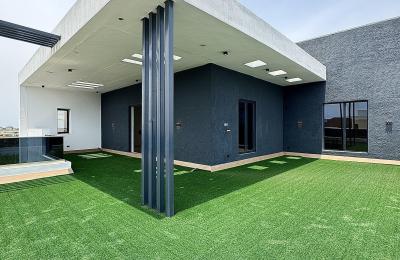 6 bedroom fully detached duplex with swimming pool