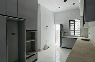 4 bedroom fully detached with BQ