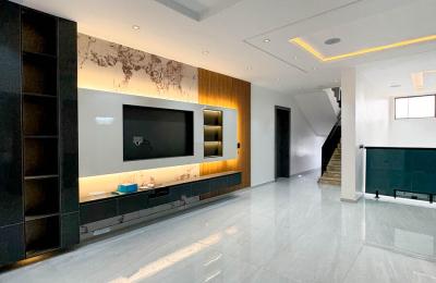 5 bedroom luxury duplex with swimming pool