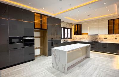 5 bedroom luxury duplex with swimming pool