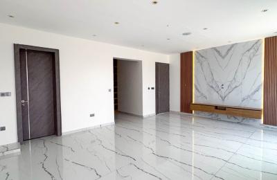 5 bedroom luxury duplex with swimming pool