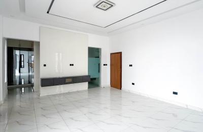 5 bedroom fully detached duplex with swimming pool
